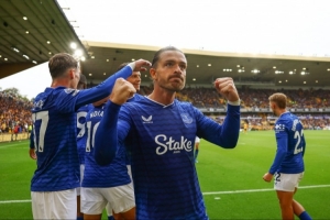 格拉利什：本賽季利物浦有幾次2-0領(lǐng)先被扳平，我們當(dāng)時很有信心