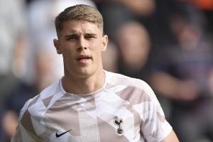 周薪目前5萬(wàn)鎊！英媒：熱刺計(jì)劃在年前漲薪續(xù)約范德文